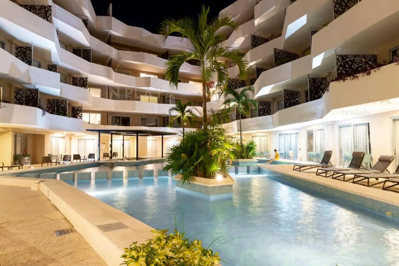 Luxury Condo 2 Hab Cocina Ac Gym Pool Cine Playa del Carmen Apartment